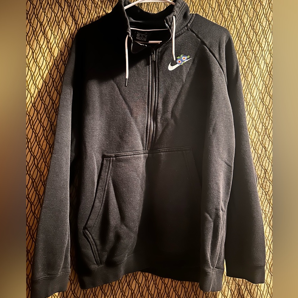 Nike 2X quarter zip women’s